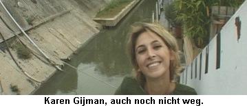 Eine Frau lächelt in die Kamera